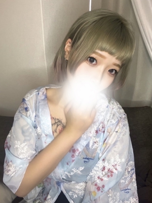 モデル系の美人セラピストが業界初挑戦✨初々しい魅力と洗練された雰囲気が魅力。
