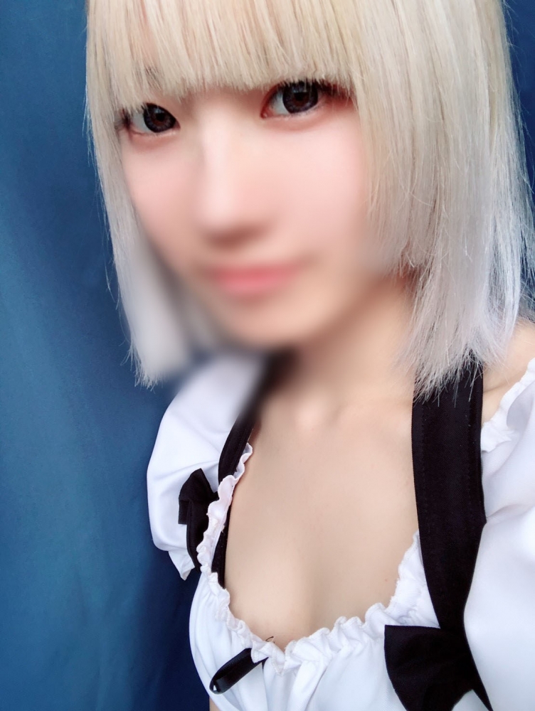 可愛いメイドさんに出会うならコ