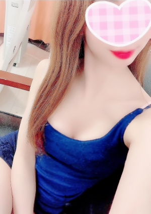 パリコレ女子にエース級の新人さんが入店です♪
