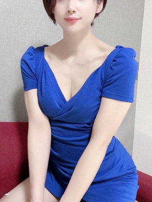 お淑やかな佇まいと包容力、お客様をおもてなしする接客♡