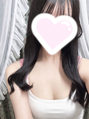 小柄で可愛い女性らしい落ち着いたセラピスト