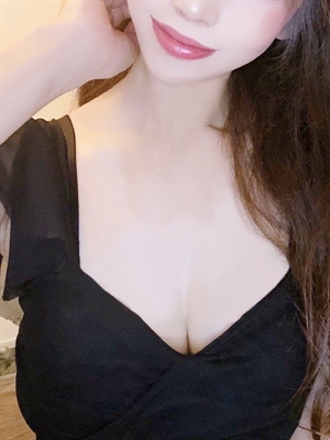 優しいタッチと行き届いた男心分かる手技をご堪能下さい。