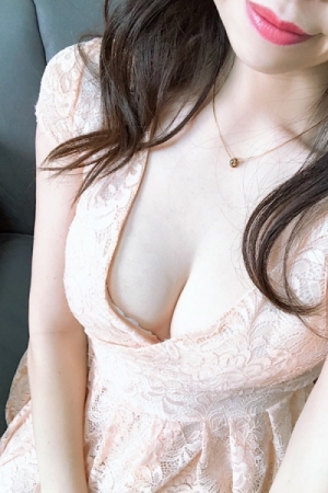 艶やかなお姉さん系セラピスト♪【桜＊さくら】さん