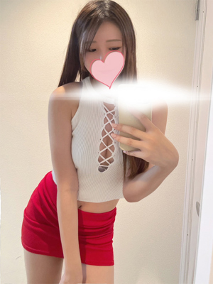 大きな瞳のとてもきれいな美女♡