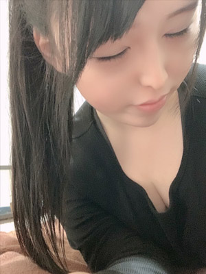 人気ニューハーフセラピスト♪【えりな】さん！