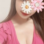 芹沢 みい