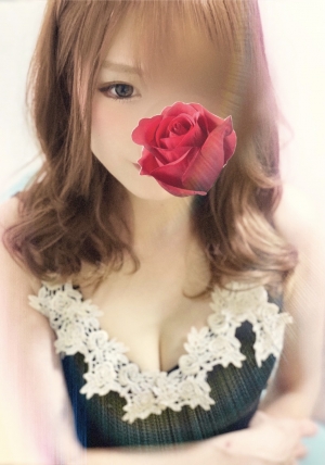 鳴井 恵美写真2