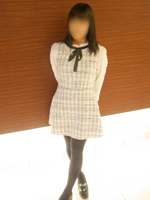 みい